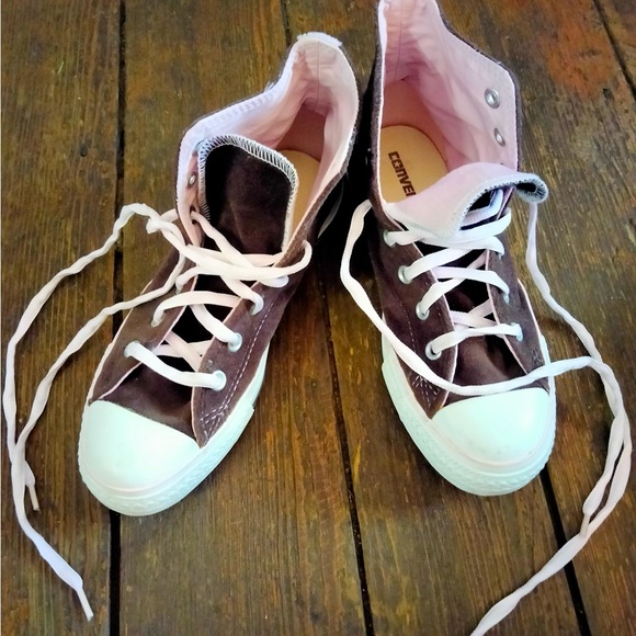 Converse All-Stars Velvety Brown Sz 6 Preowned - Picture 4 of 13